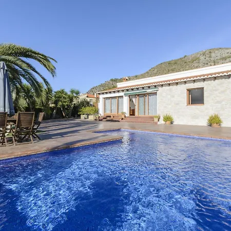 Vila Casa Lea *